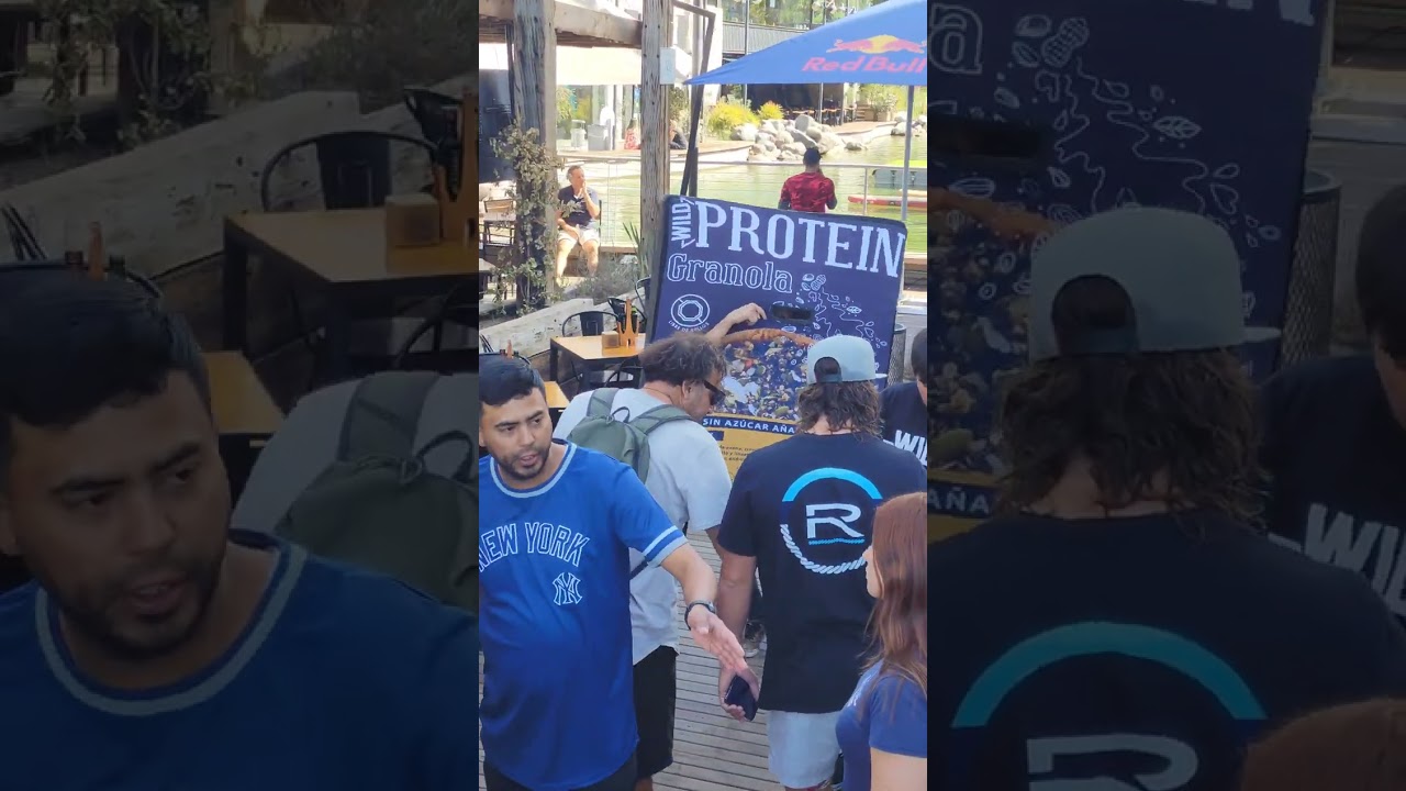 Pro Flowboarders - Santiago, Chile La Ola Mall Sport - FlowRider Flow Barrel 2023 FLOW Tour