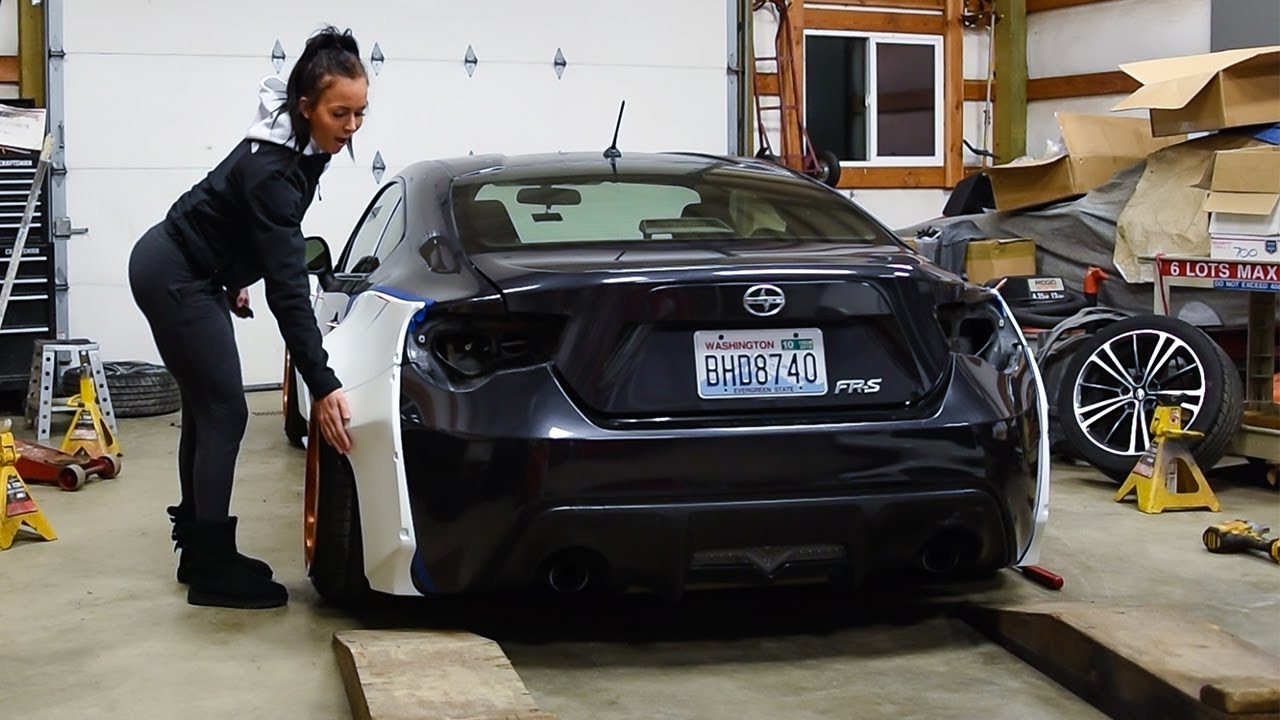 Girlfriends Reaction to the Widebody FRS!
