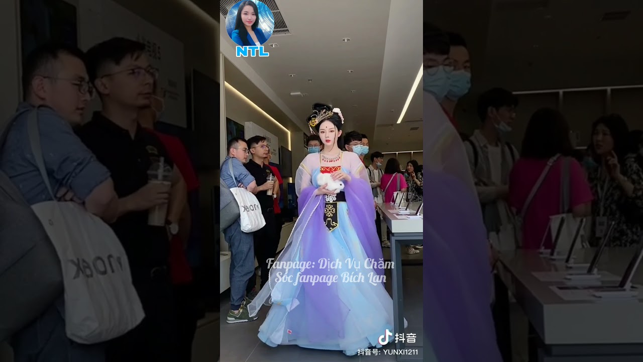 Thần Tiên Tỷ Tỷ Mặc Hán Phục Xuống Phố Tiktok Trung Quốc