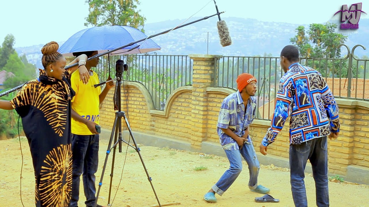 SMILE NA KEYZ: Impano Yo Gukina Film.