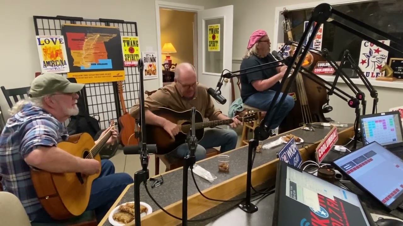 David Ferguson, Pat McLaughlin, Mark Howard &ldquo; Daddy&rsquo;s Little Pumpkin&rdquo; with George Hamilton V