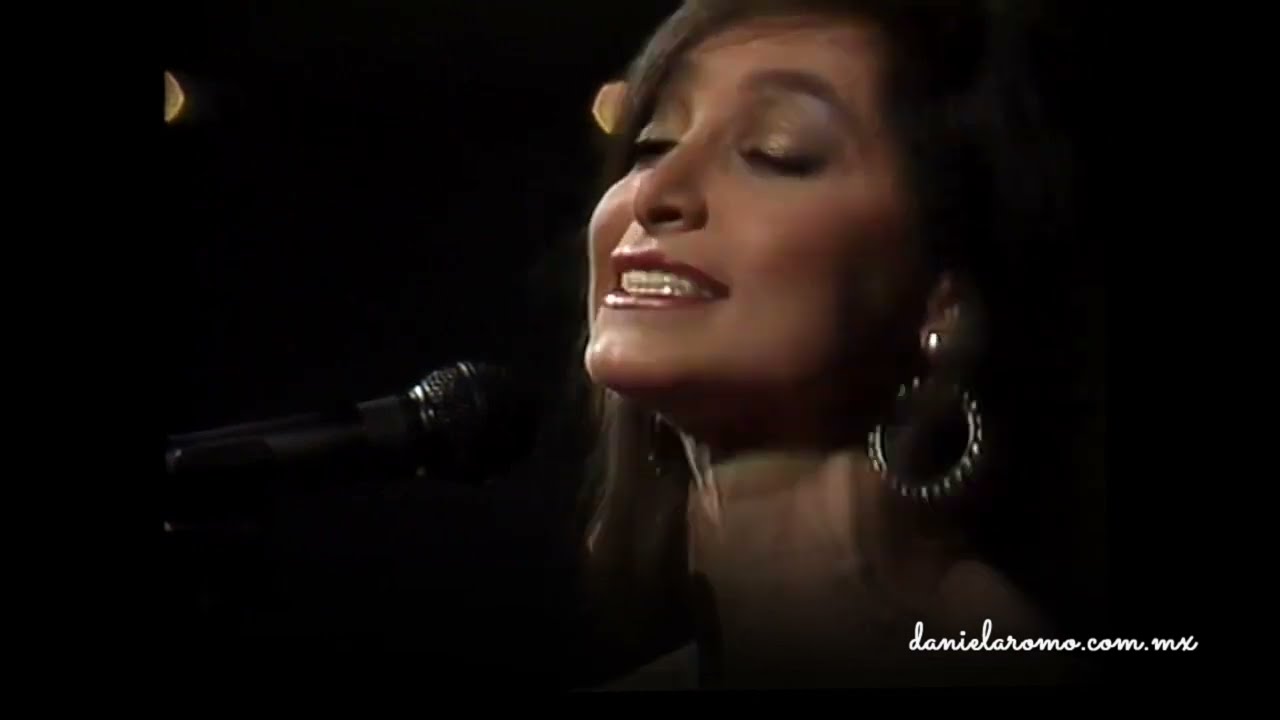 Daniela Romo | Tanto esperar por ti #SiempreLunes #Chile