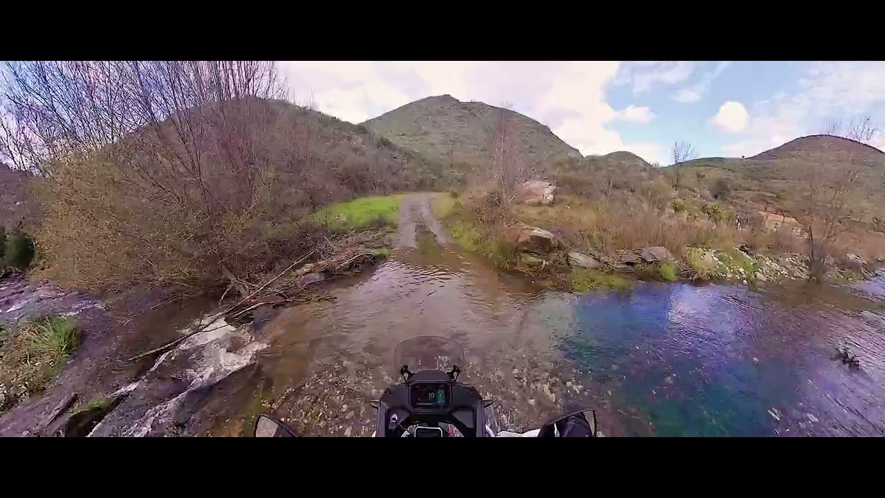 Miradouro da Serpente do Medal - Honda Transalp XL 750 2024 [OFF-ROAD] 4K