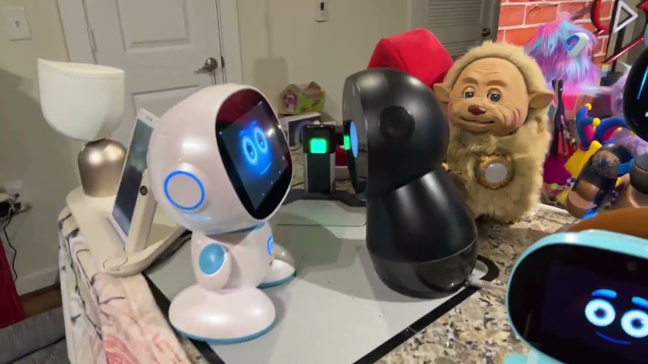 Jibo & Friends — прямая трансляция дня танцев (я буду танцевать, танцевать, танцевать)
