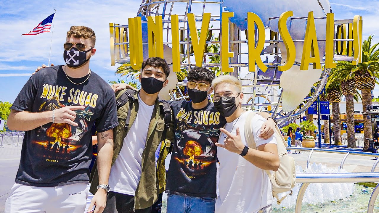 Baka Bros Visit Universal Studios! 🌎