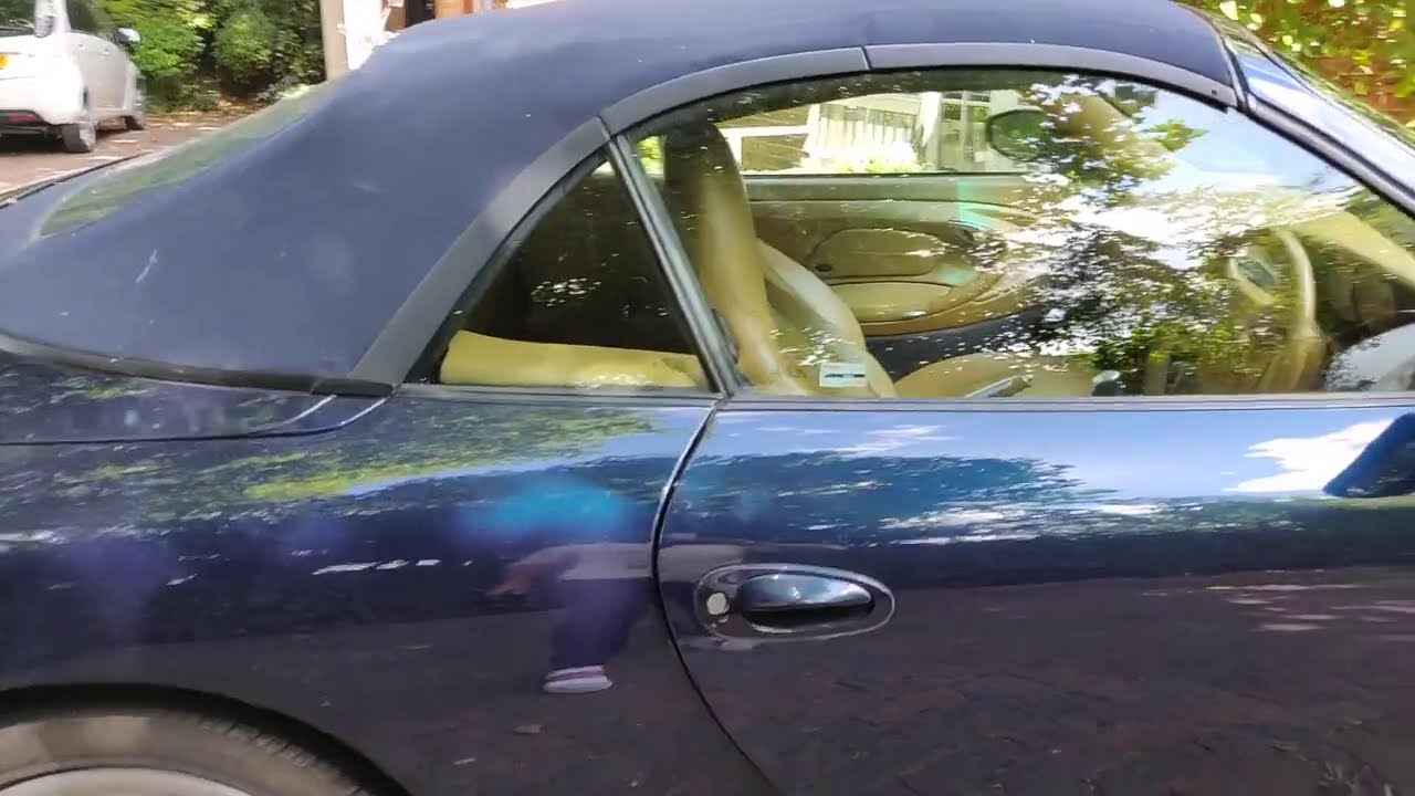 Porsche 996 Battery Fail and Replacement.  Total Trunk and Engine Lockdown.