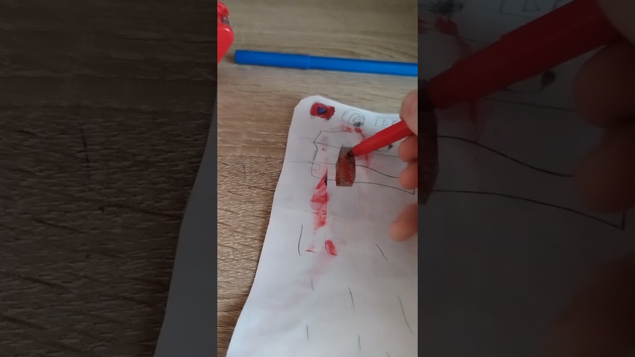 Hr&aacute;tky s pap&iacute;rem