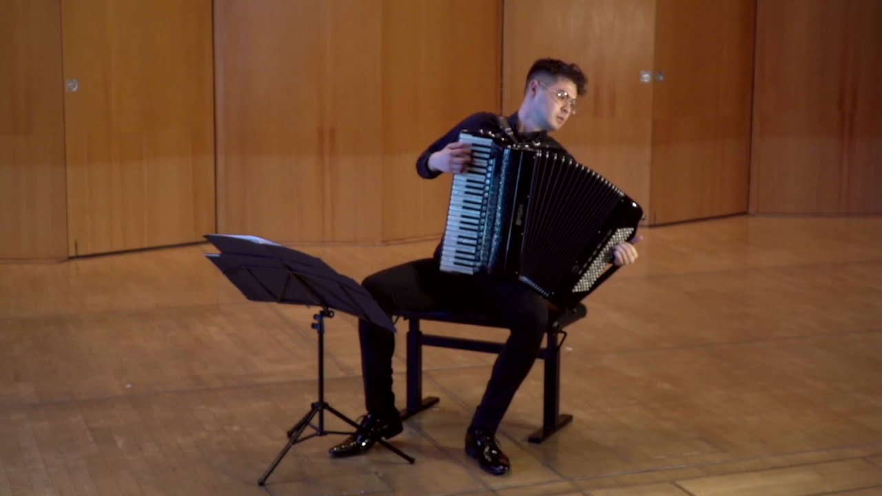 Georg Katzer: La scuola dell'ascolto 1 (played by Marius Staible) #accordion