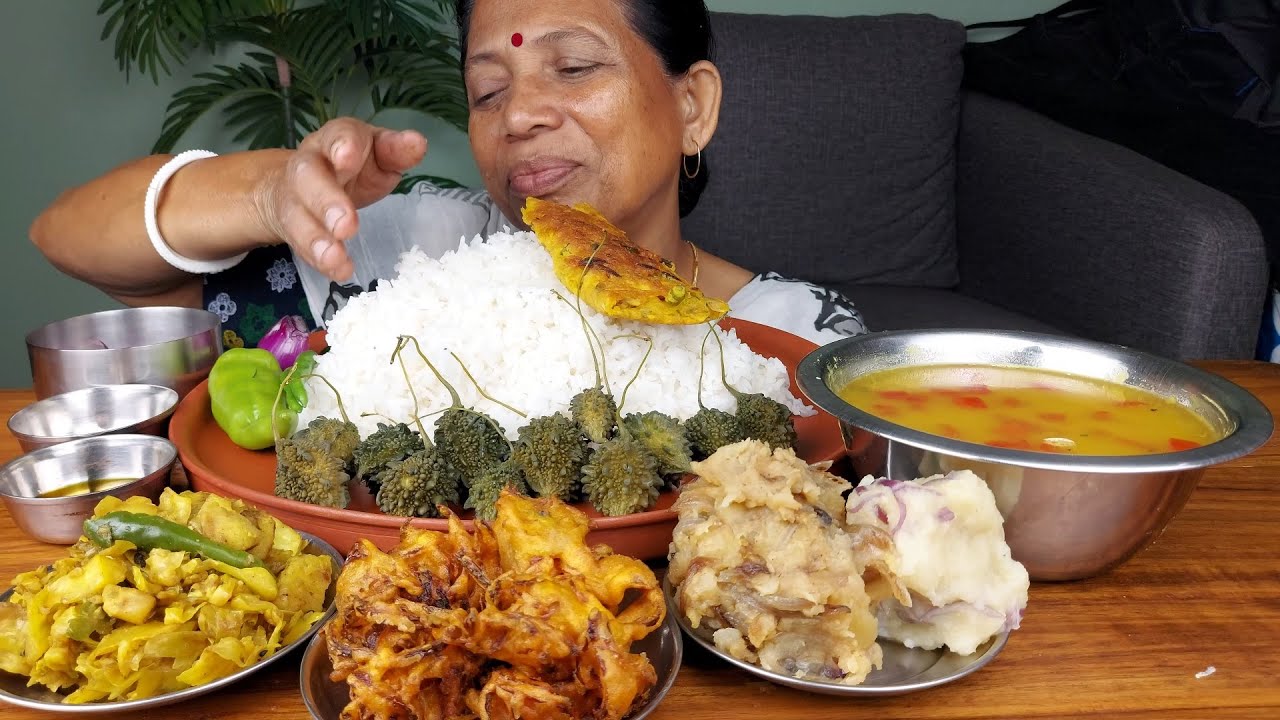 EATING SHOW HOME MADE DELICIOUS VEG FOOD