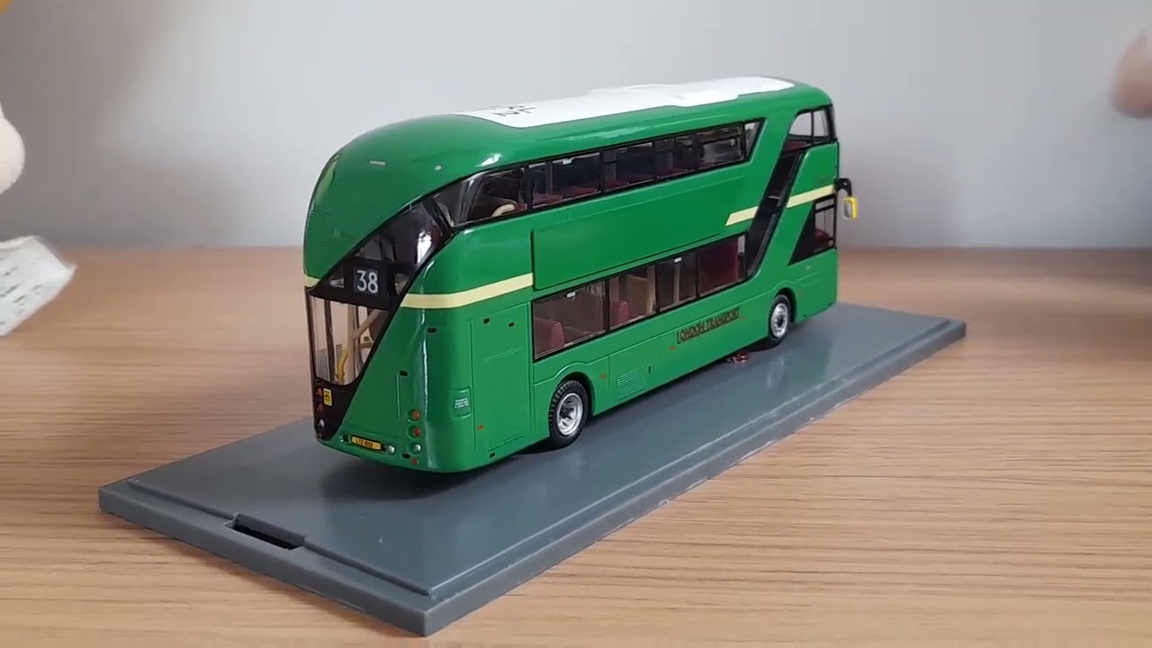 (CORGI OOC) Arriva London Counry Wright New Routemaster Bus' 🚍: Model, (OM46634)