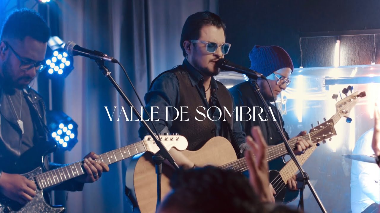 VALLE DE SOMBRA / LEÓN BENAVIDES & REDENSION.