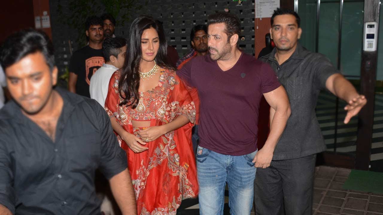 Salman Khan With GIRLFRIEND Katrina Kaif At His Diwali Party 2017