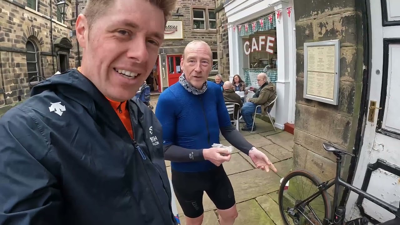 10,000ft of climbing on a 6kg bike | Peak District Cycling