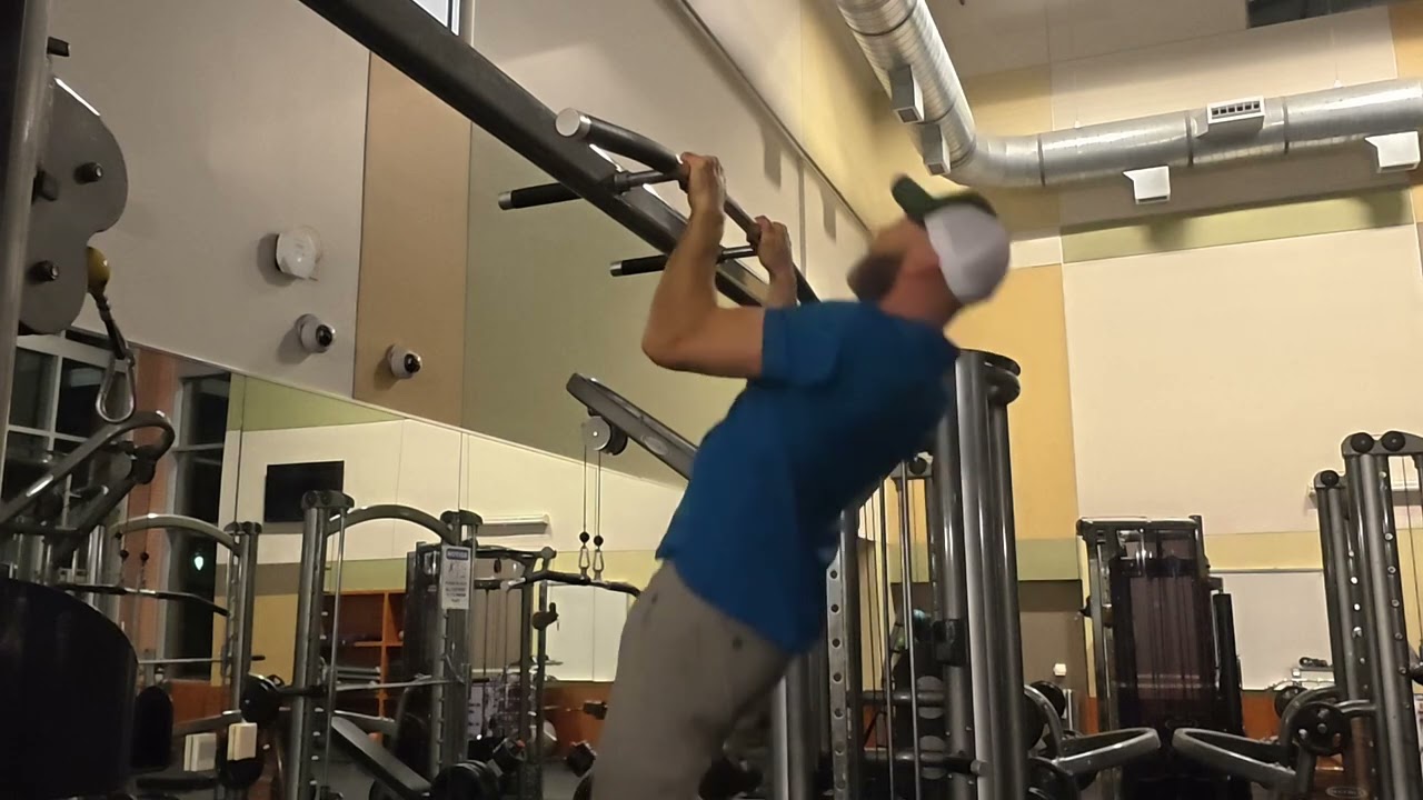 Body Weight Resistance Training: Chin-Ups and Pull-Ups