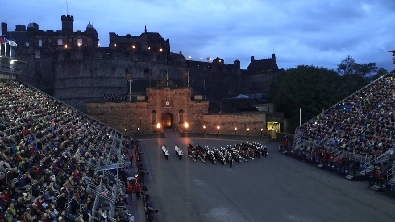 Singapore Armed Forces Central Band @ Royal Edinburgh Military Tattoo 2014 Opening Ceremony