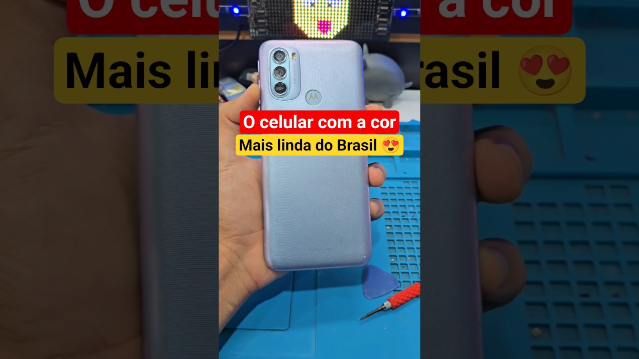 consertei o celular com a cor mais linda do Brasil 