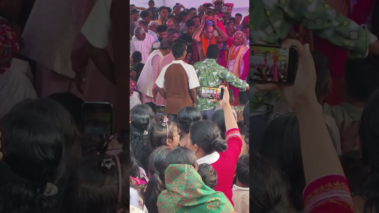 রস্তম পুরের নাম যজ্ঞ অনুষ্ঠানে উপস্থিত হয়ে শ্রীমঙ্গল এর এমপি পদপ্রার্থী  মুজিব ভাই ৫০০০ টাকা দেন ।