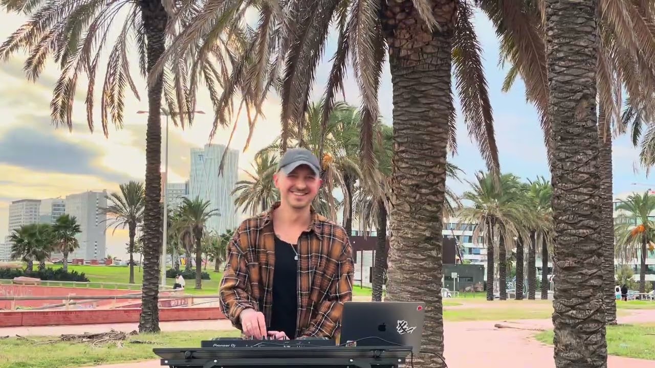Rally House/High-Energy Tech House Mix/DJ Set 2025 - Barcelona Park Forum Sunset