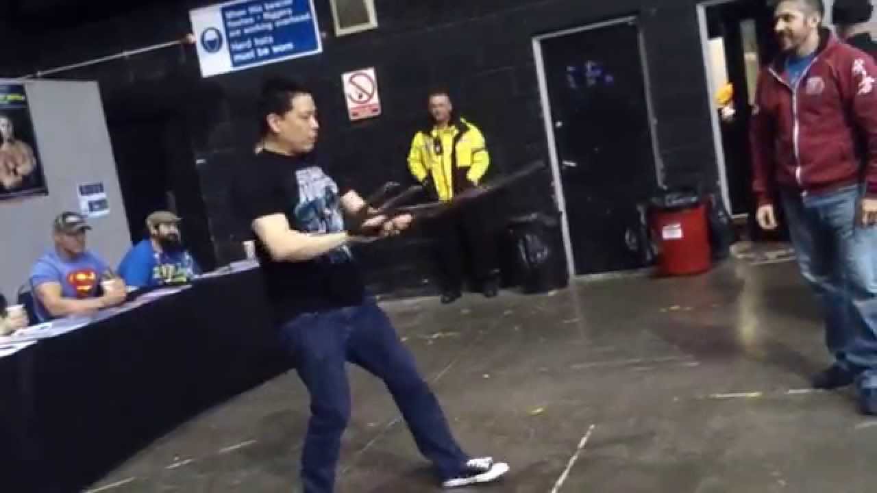 klingon bat'leth challenge  Harry Kim teaches Darth Maul