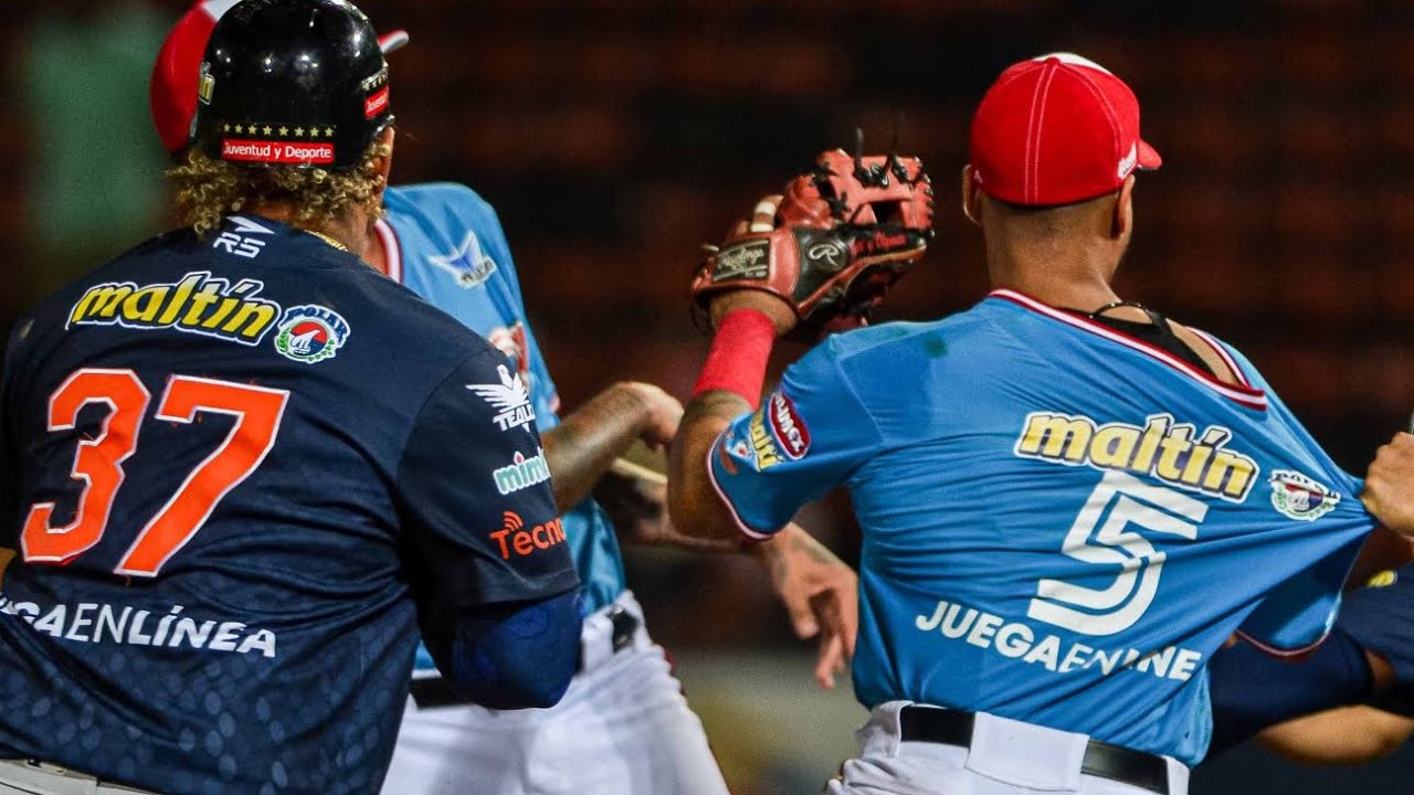 #MLB #LVBP Willians Astudillo le pega un pu&ntilde;o a Luis Madero &hellip;&hellip; KO