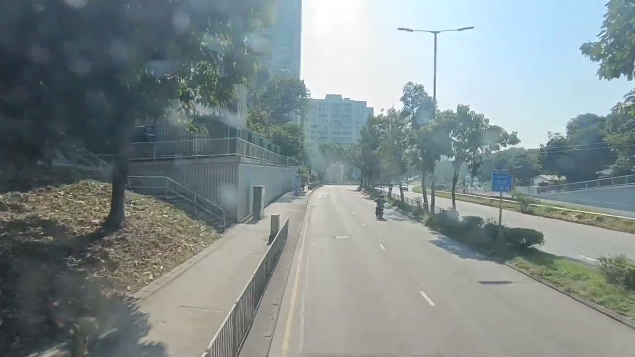 naik bis umum dihongkong