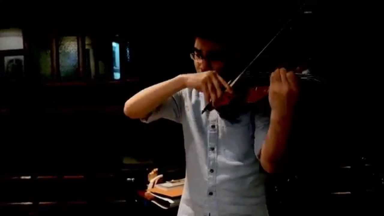 Chino Gutierrez 's Violin Rendition of 