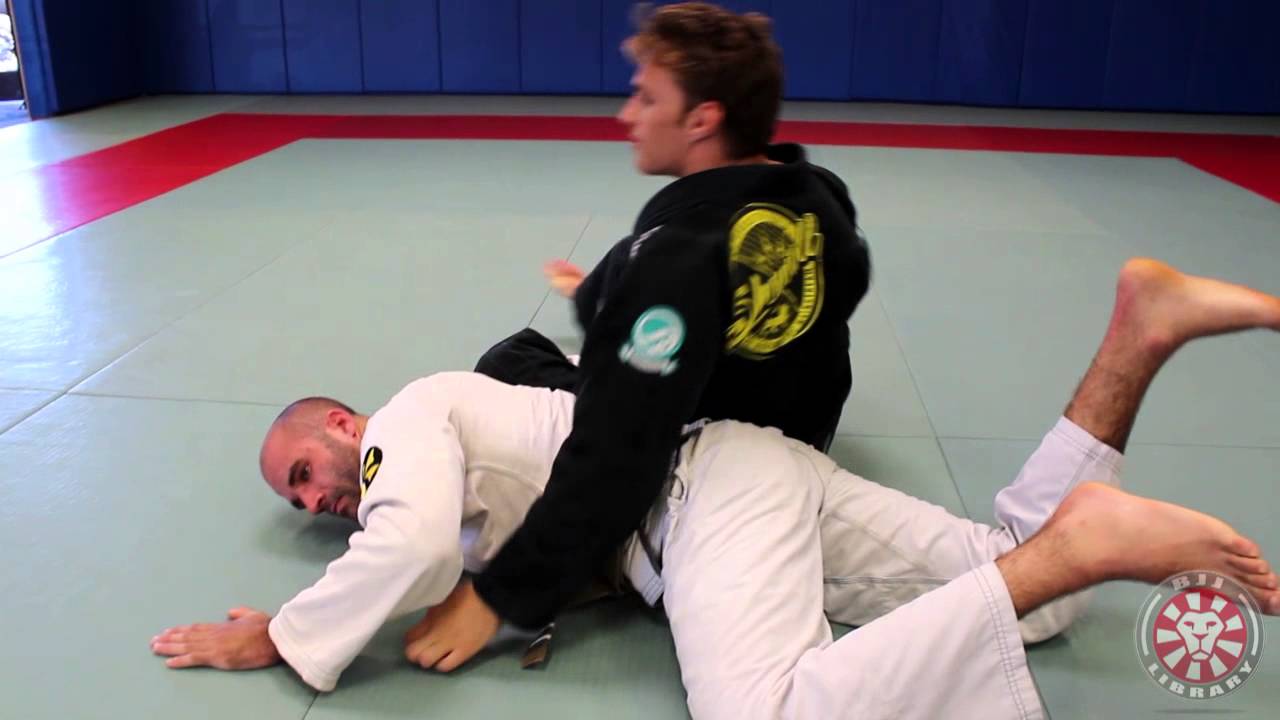 Clark Gracie's Photogenic Omoplata Breakdown at BJJ Library