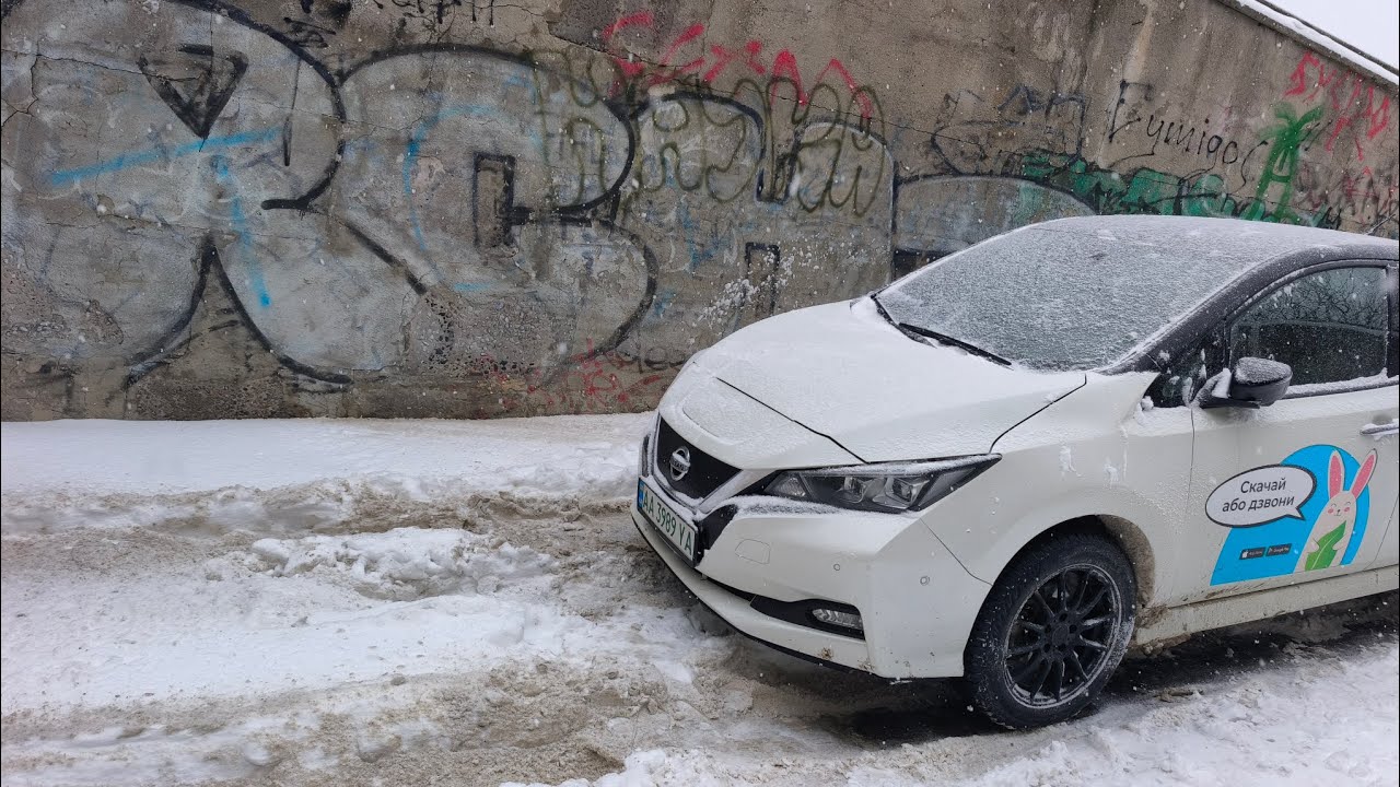 Застряв так що аж машина залишається до весни! 🚖