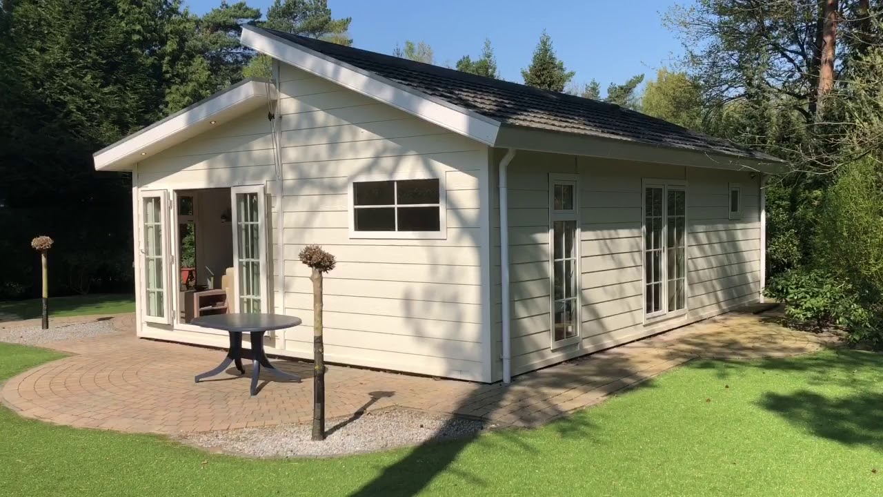 Prachtig dubbel chalet met eigen grond op Droompark Beekbergen