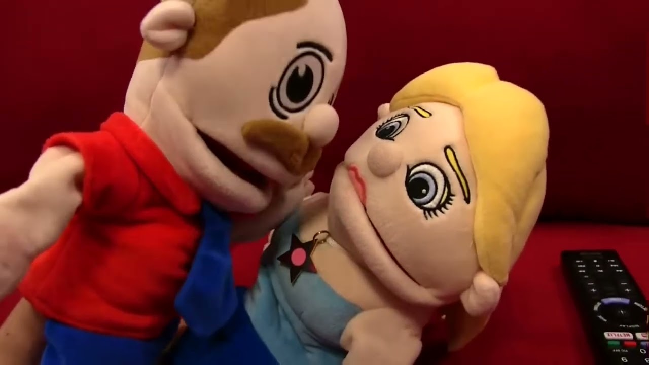 Rose Farts On Marvin