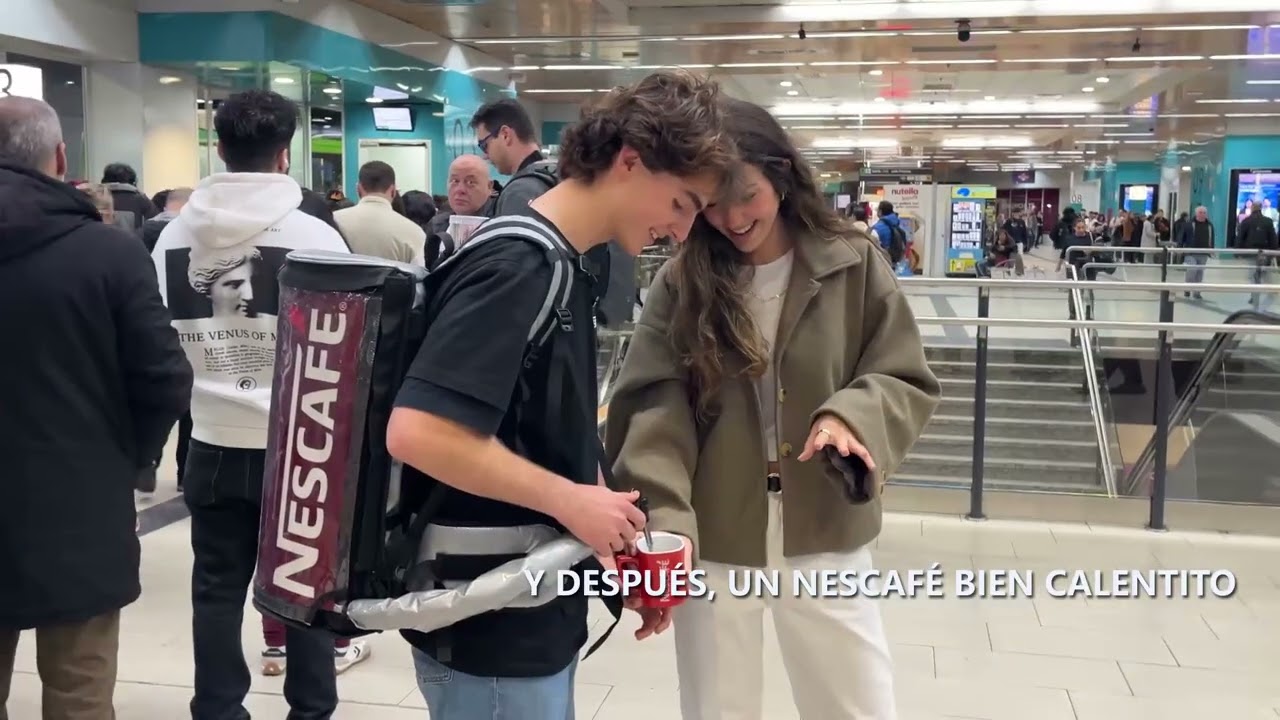 NESCAFE   CHENOA EN iNTERCAMBIADOR MONCLOA 1