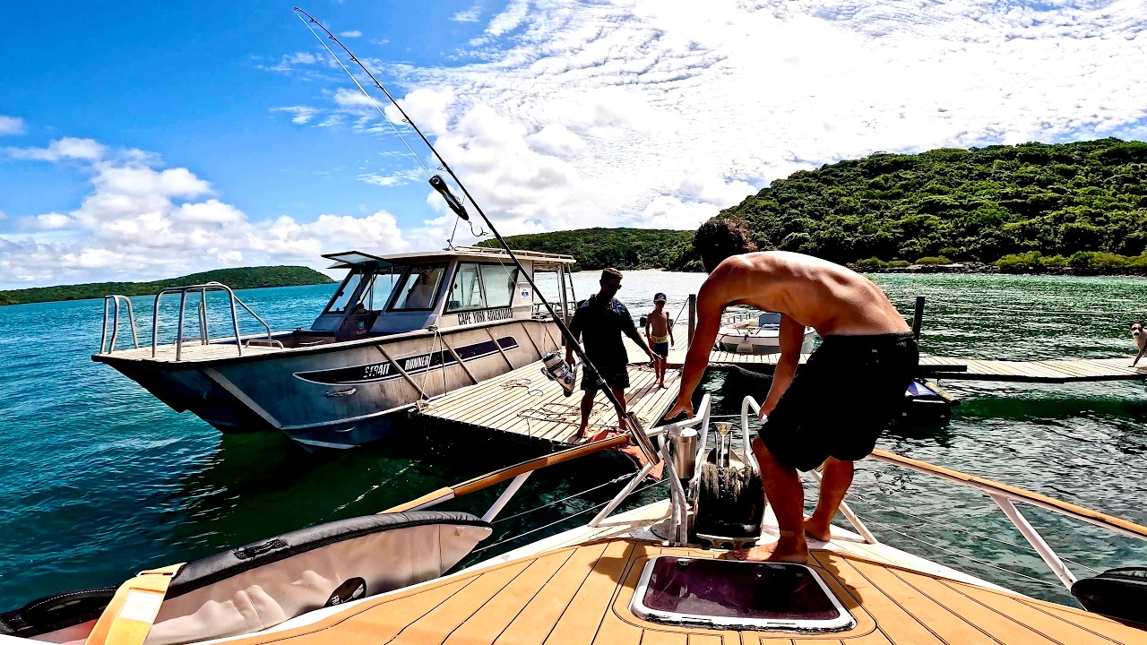 #13 HIDDEN PARADISE IN AUSTRALIA - Traveling Australia By Boat