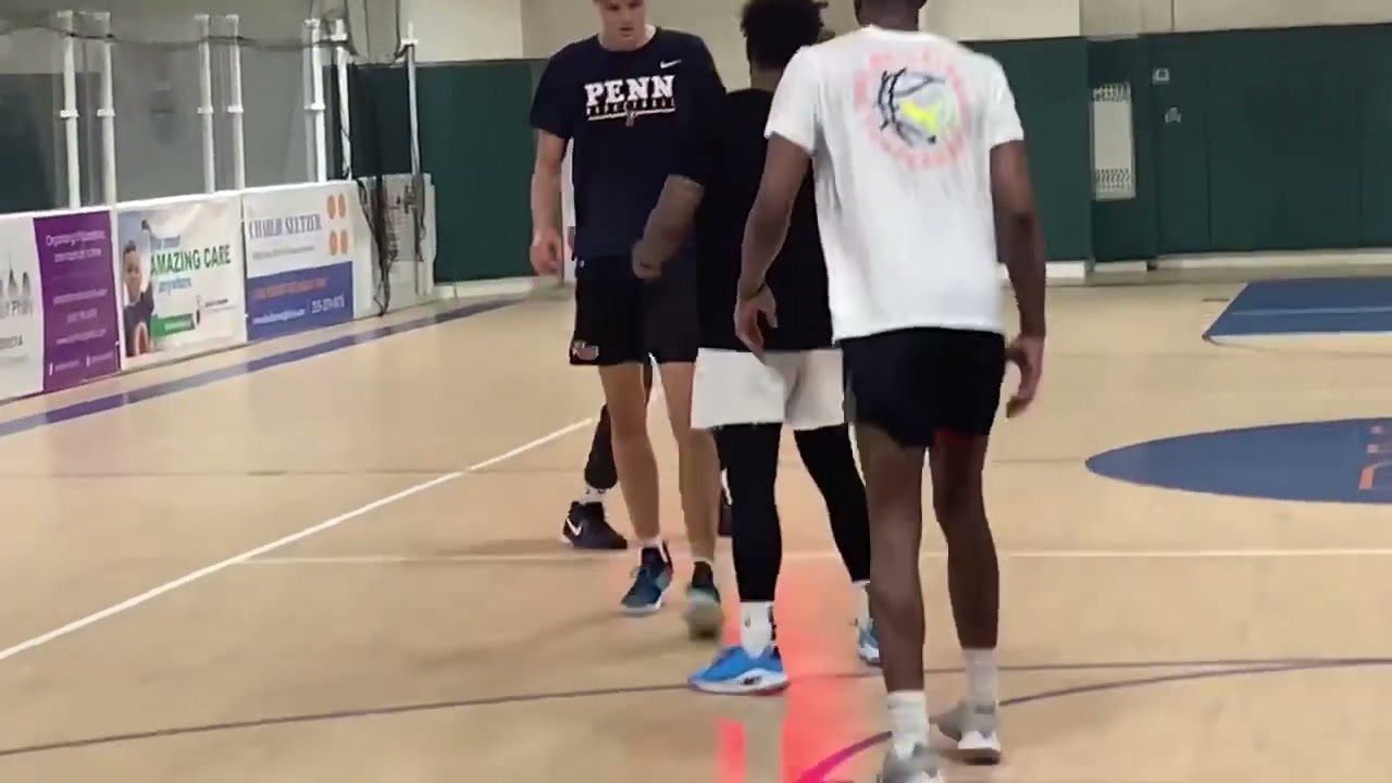 Isaiah Briscoe pulls up to Philly for Pickup Session! Trash talking, hooping, and BUCKETS