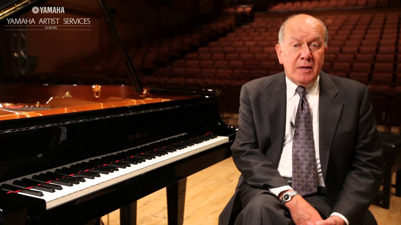 John Lill and his toughts on music and the piano
