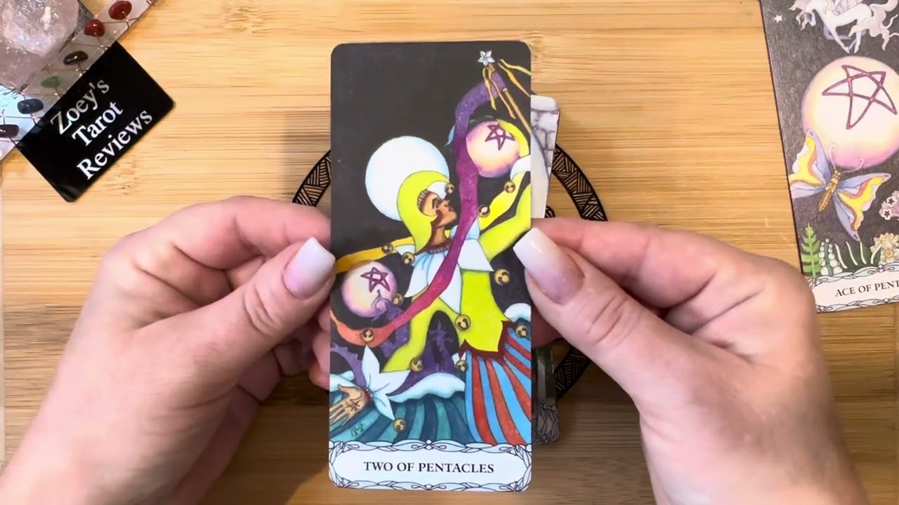 Tarot Of A Moon Garden Borderless Deck & Book Set Review and Flip Through, Karen Marie Sweikhardt