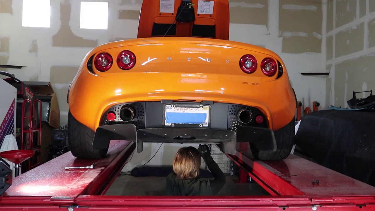 How to Change the Oil on 2005 Lotus Elise