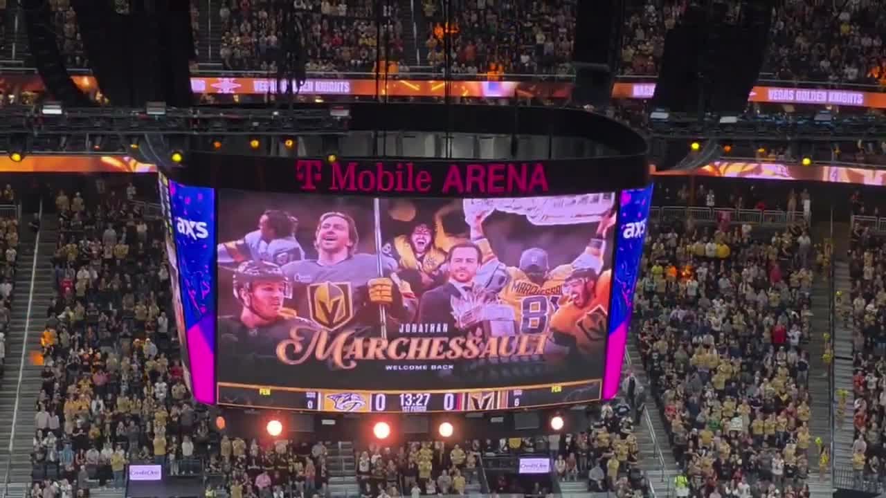 Marchessault gets standing ovation in emotional return to T-Mobile Arena