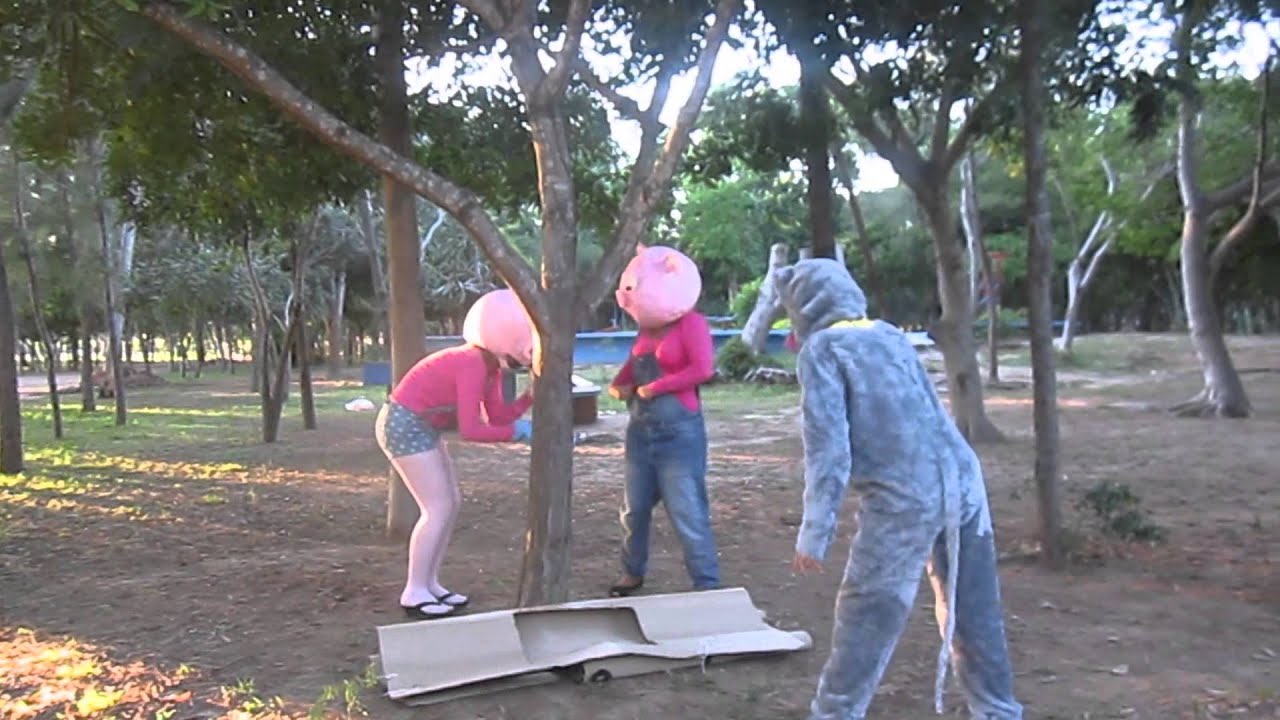 LOS 3 CERDITOS Y EL LOBO FEROZ