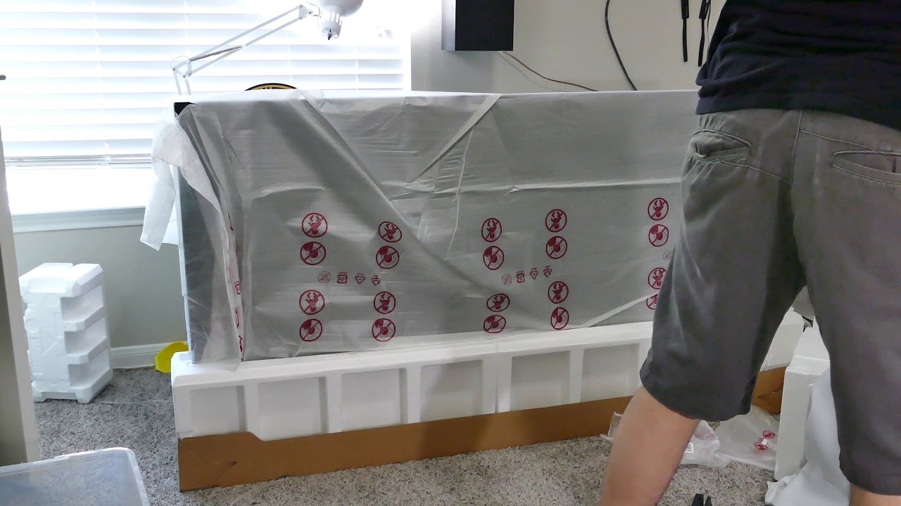 LG B9 65" OLED TV unboxing and first impression