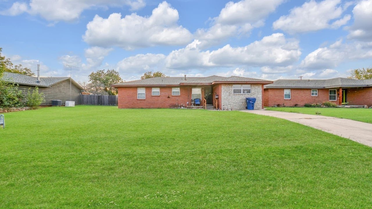 1304 N Market St, New Cordell, OK