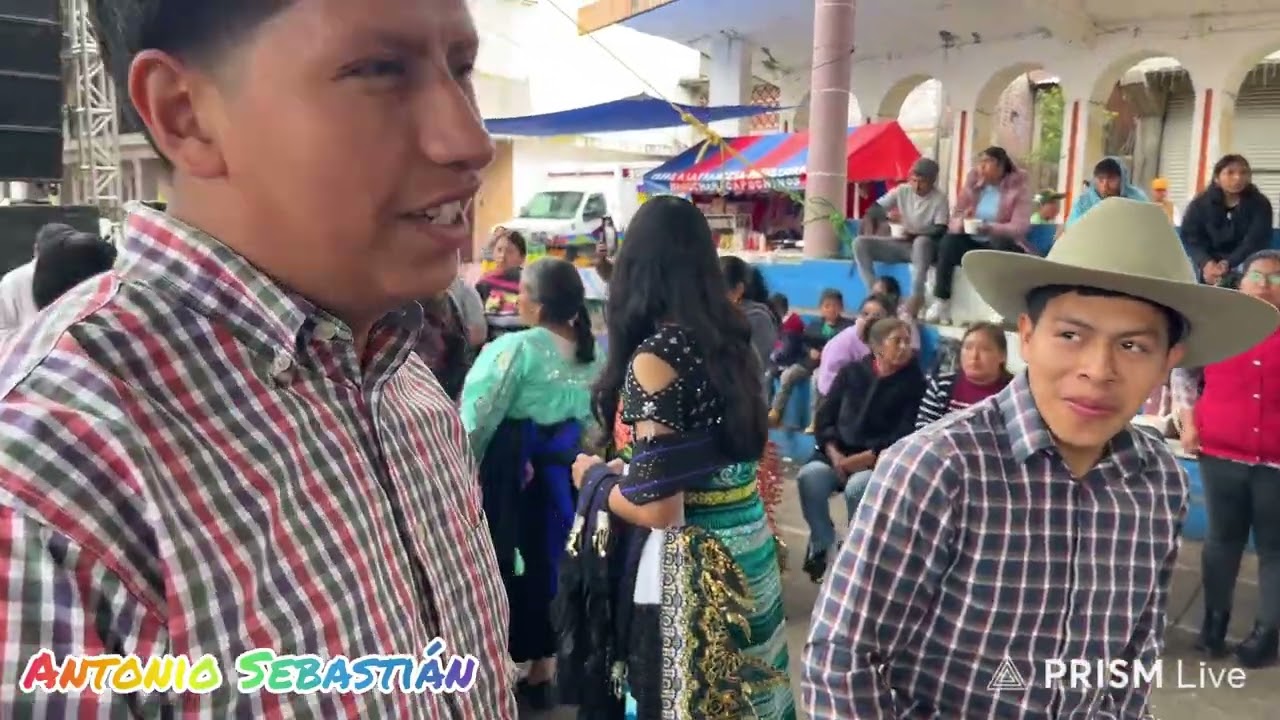 3. Llevada de atole por parte de la novia en Comachuen Michoacán 