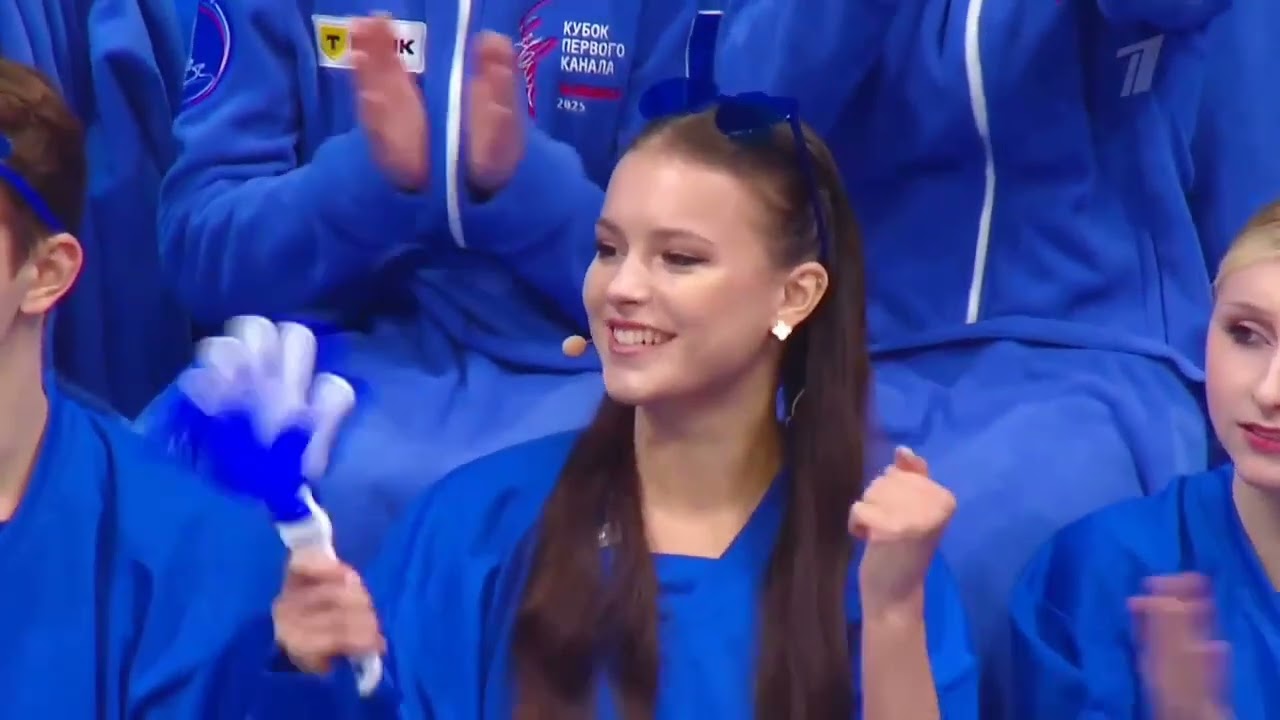 Фигуристы