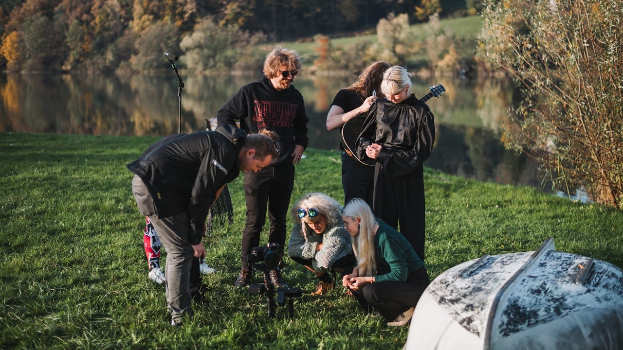 KiKi - Punčka iz papirja