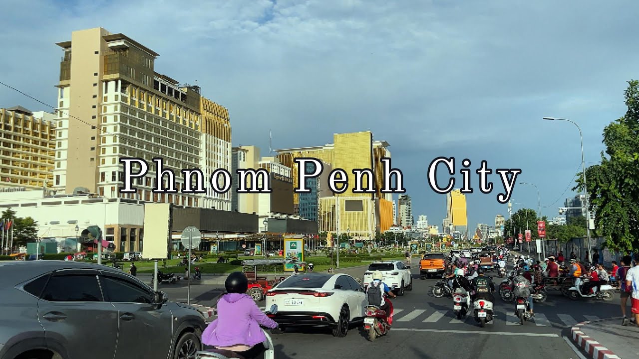 Driving in the capital city of Cambodia | Phnom Penh street in the morning | Phnom Penh 2025