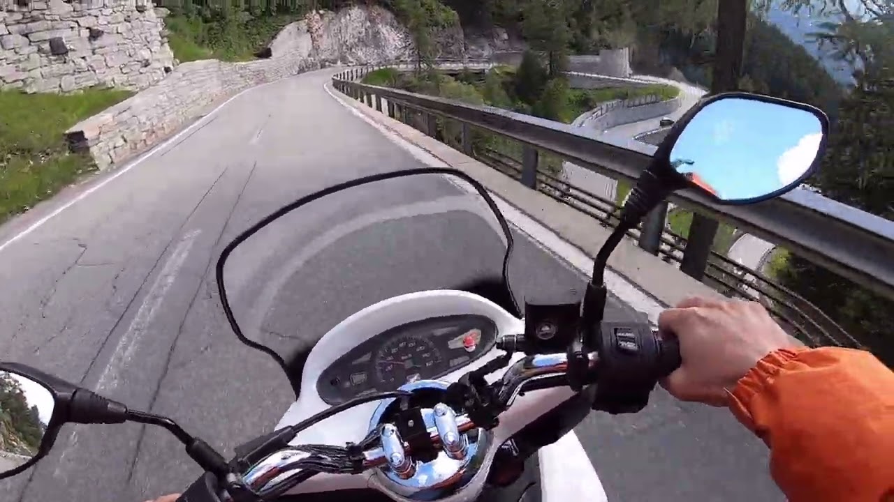 Honda PCX125 Trip Germany to Italy, through the Alps.