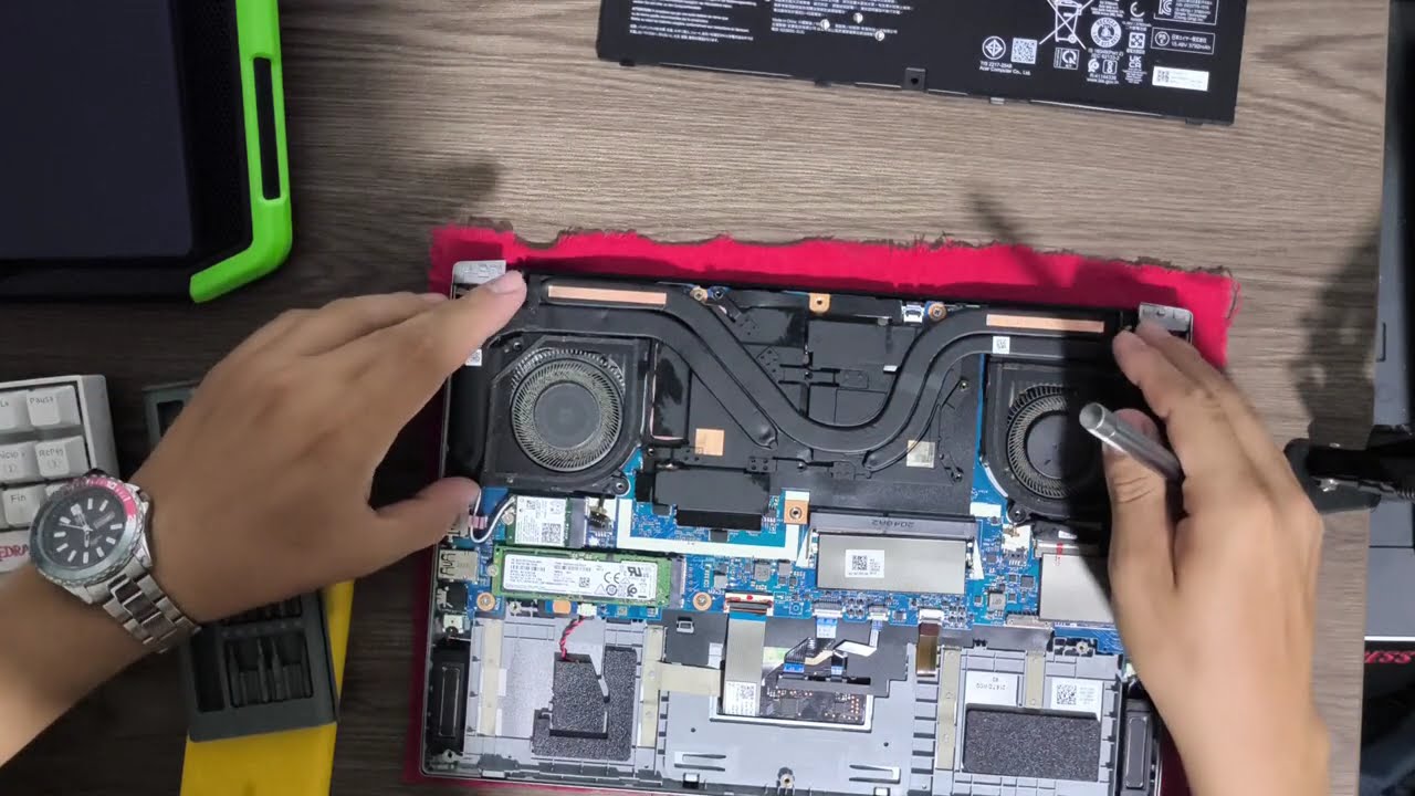 Como desarmar y hacer mantenimiento a portátil PREDATOR TNTON 300 SE
