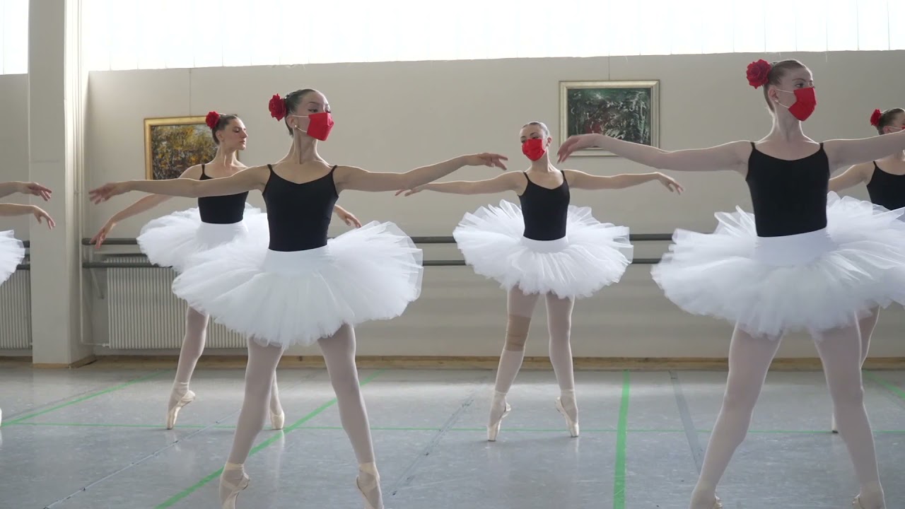 Lezioni di danza aperte di fine anno 2021 - Liceo Coreutico Canossa RE