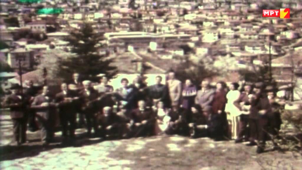 SCANTEAU TRADITSIA DI CRUSHUVA
