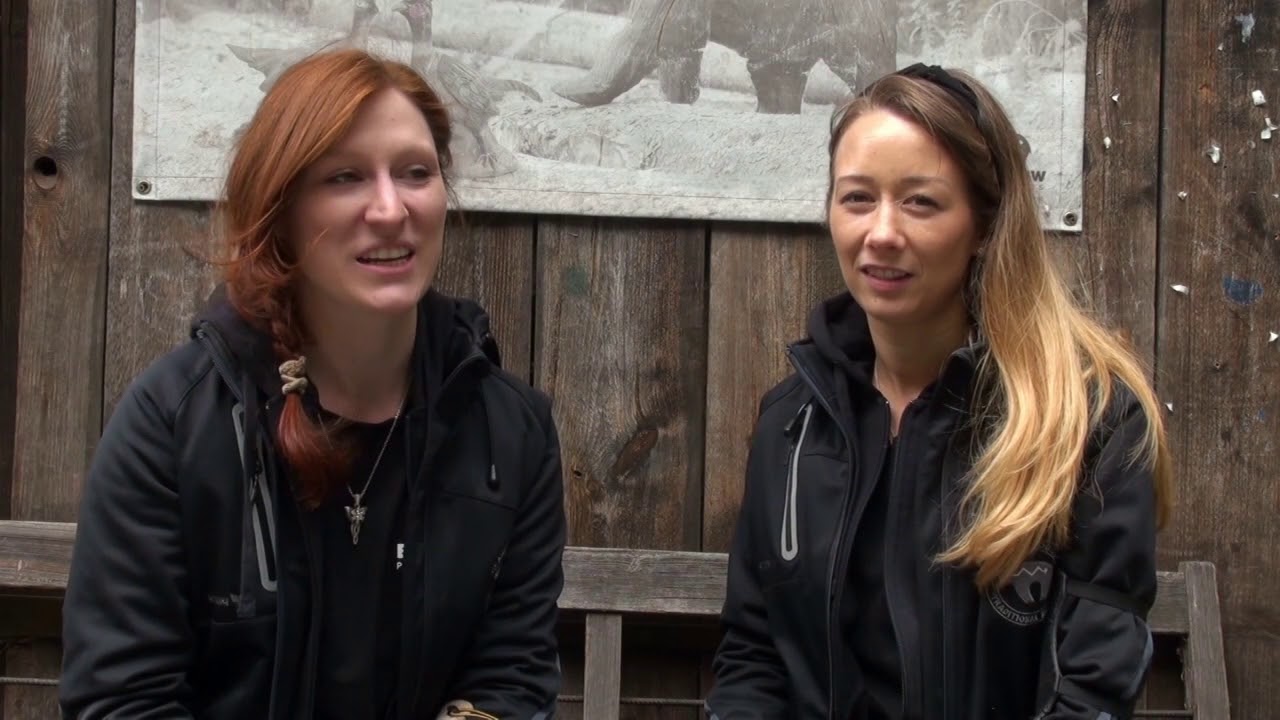 Giulia und Lisa testen den LongLife 3 D Parcours