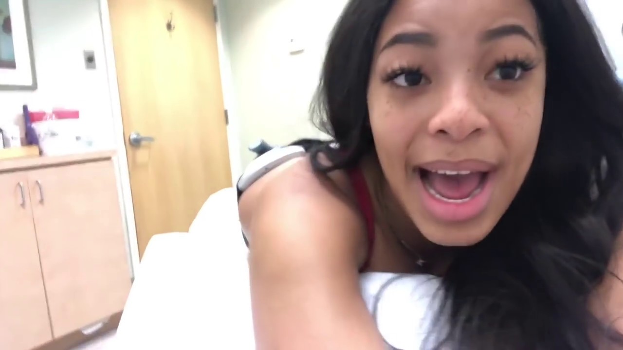 VLOG: MY FIRST EMSCULPT EXPERIENCE